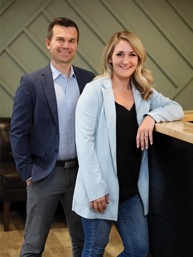 Chiropractor Holmen WI Kaitlyn Canar & Chad Updike Chiropractor Holmen WI Kaitlyn Canar & Chad Updike